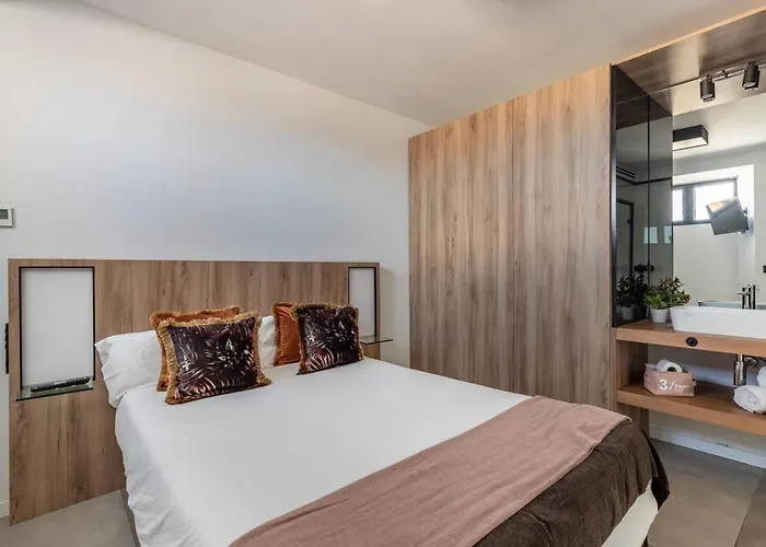 Luxury Alhambra Penthouse Collection *